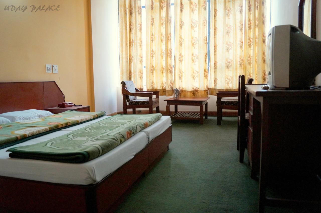Hotel Uday Palace Pipalkoti Exterior foto