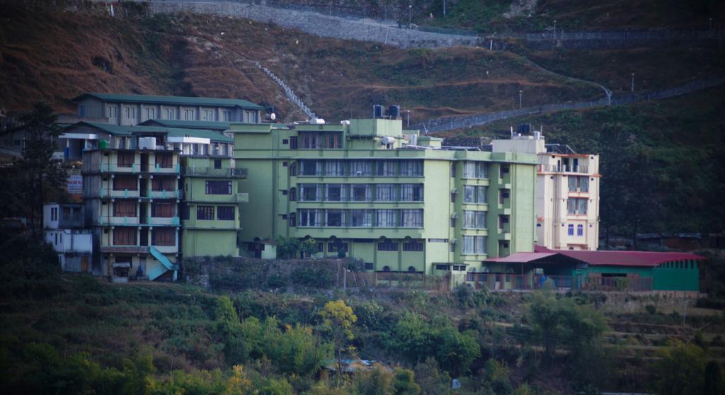 Hotel Uday Palace Pipalkoti Exterior foto